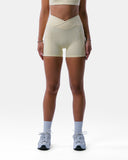 Encore Pocket Short Butter