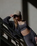 <h4><em>Quiet confidence</em></h4>